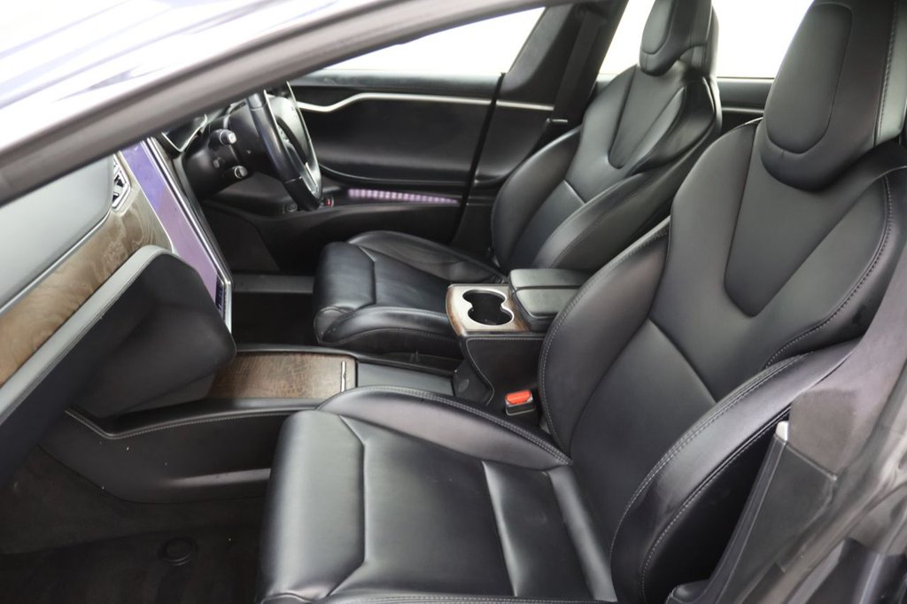 Used Tesla Model S 2018 for sale - 76385847: Photo 21