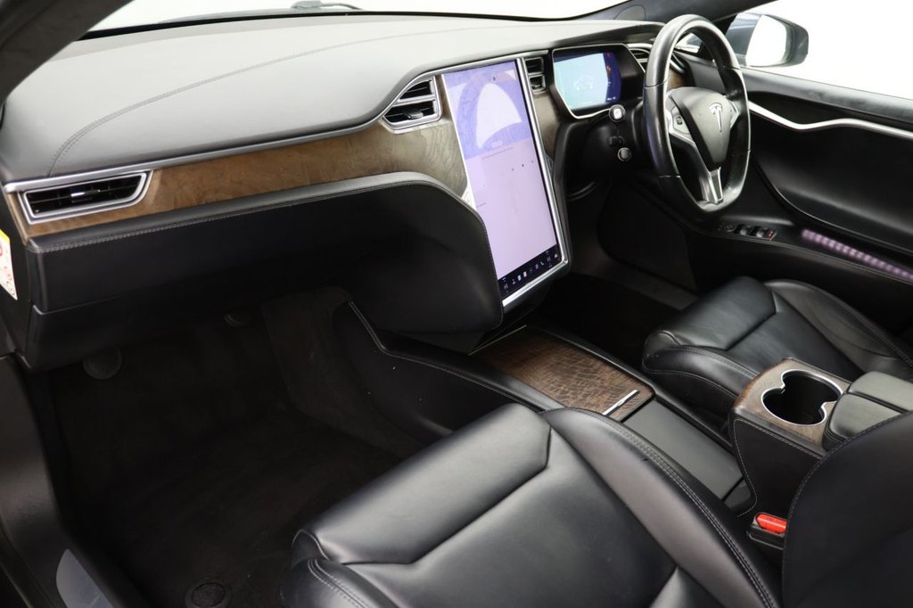 Used Tesla Model S 2018 for sale - 76385847: Photo 22