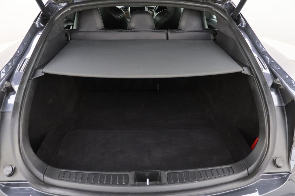 Used Tesla Model S 2018 for sale - 76385847: Photo 24