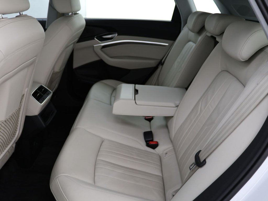 Used Audi e-tron 2021 for sale - 76950269: Photo 21