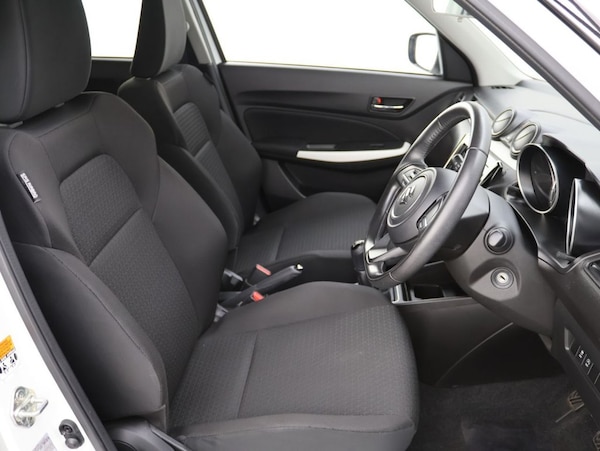 Used Suzuki Swift 2020 for sale - 76092410: Photo 12