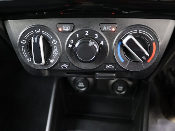 Used Suzuki Swift 2020 for sale - 76092410: Photo 13