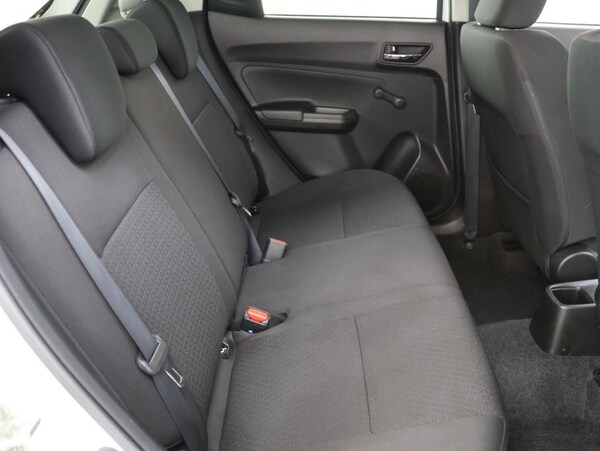 Used Suzuki Swift 2020 for sale - 76092410: Photo 17