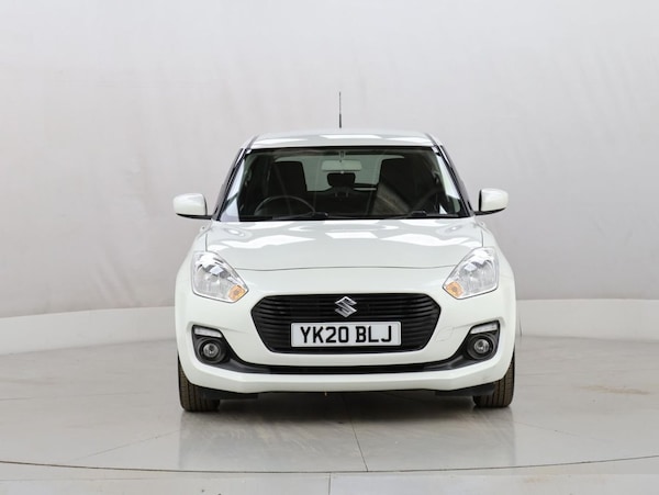 Used Suzuki Swift 2020 for sale - 76092410: Photo 3