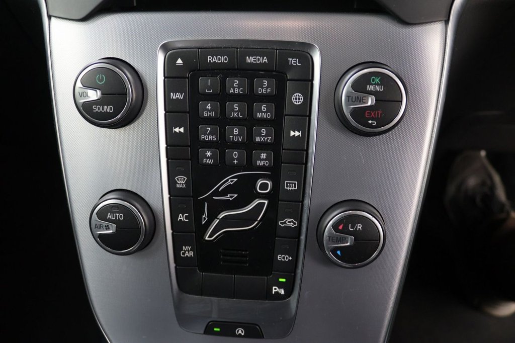 Used Volvo V40 2019 for sale - 77383898: Photo 13