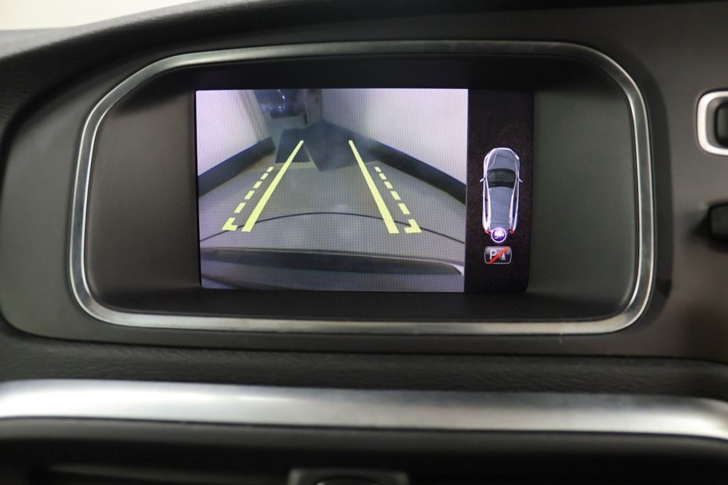 Used Volvo V40 2019 for sale - 77383898: Photo 15