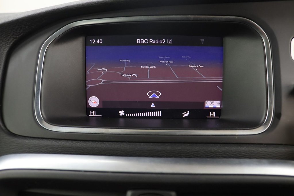 Used Volvo V40 2019 for sale - 77383898: Photo 16