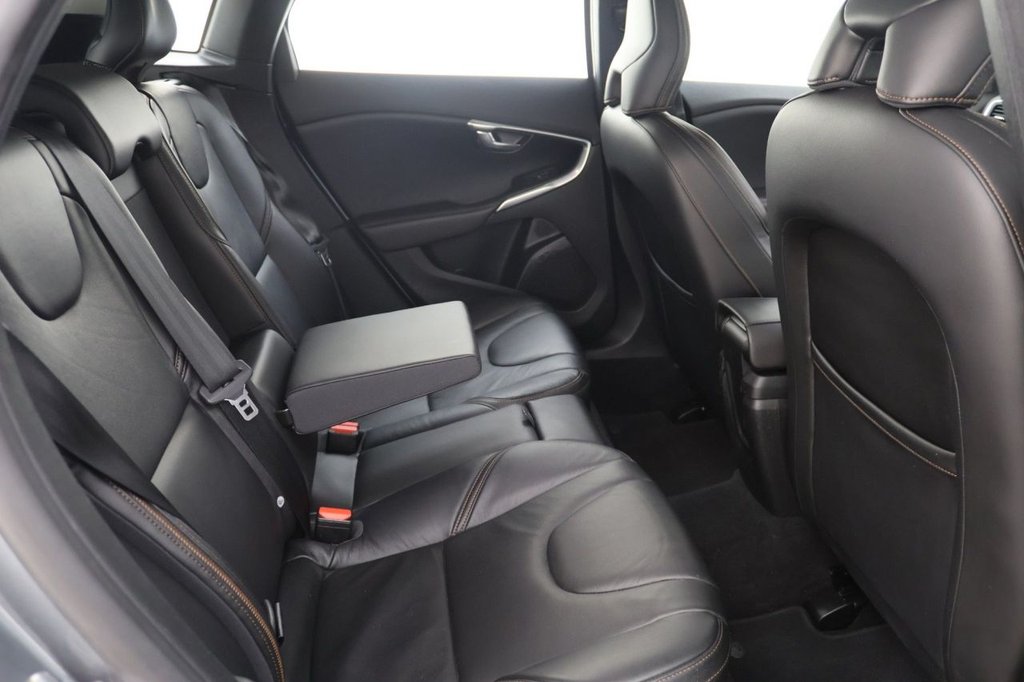 Used Volvo V40 2019 for sale - 77383898: Photo 17