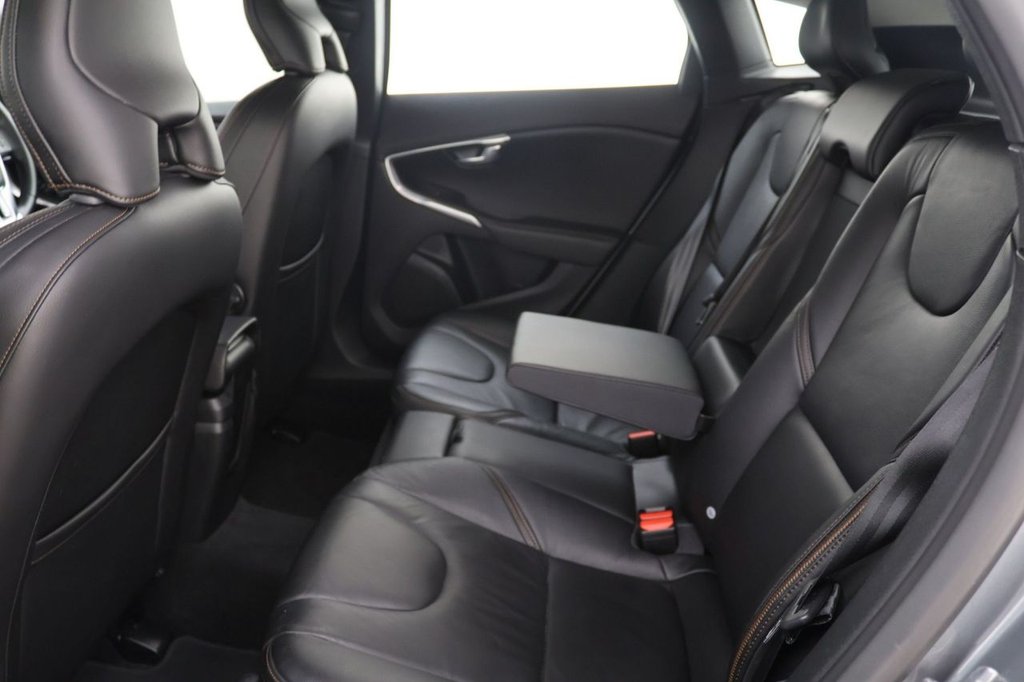 Used Volvo V40 2019 for sale - 77383898: Photo 21