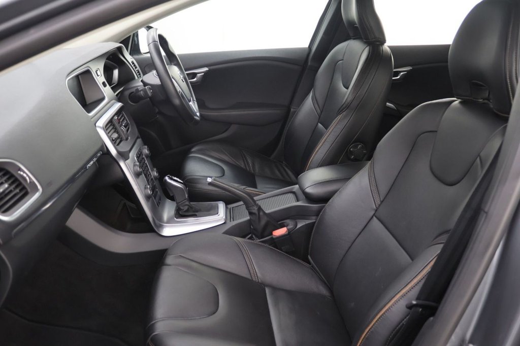 Used Volvo V40 2019 for sale - 77383898: Photo 22