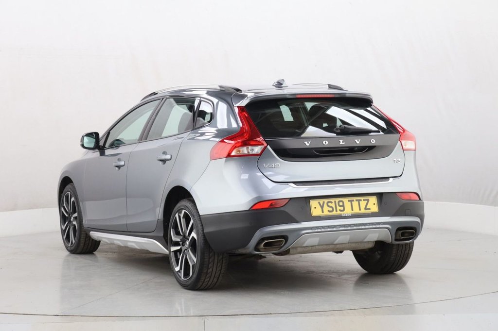 Used Volvo V40 2019 for sale - 77383898: Photo 7