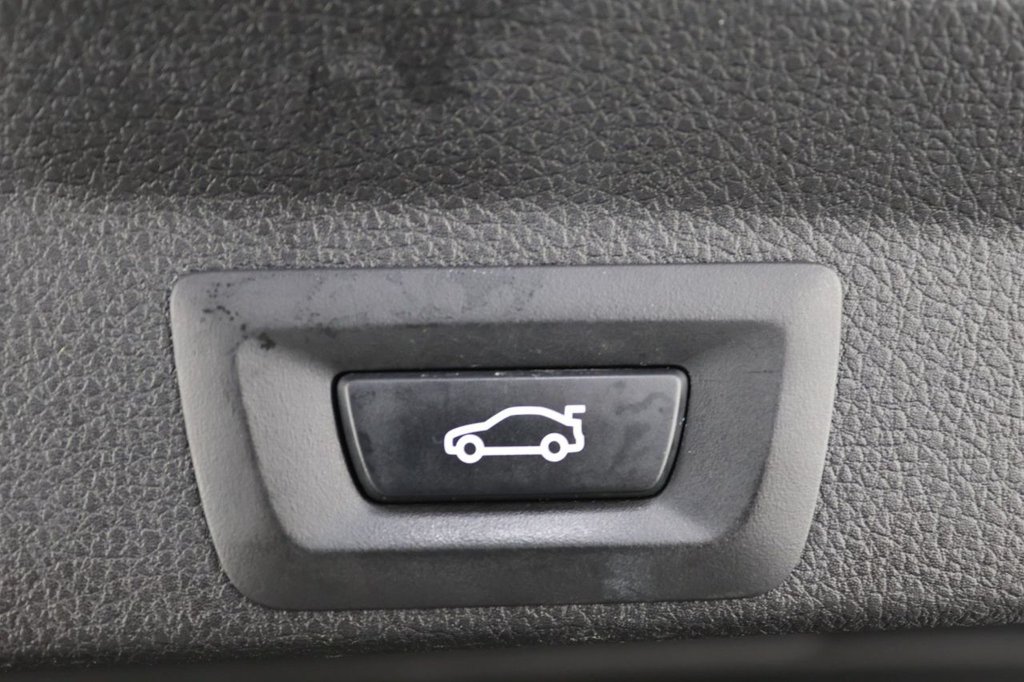 Used BMW 4 Series 2017 for sale - 77026882: Photo 26