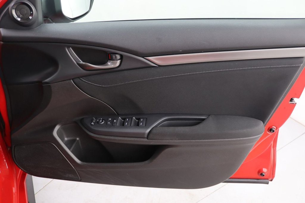 Used Honda Civic 2021 for sale - 76481662: Photo 25