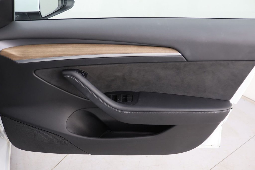 Used Tesla Model 3 2021 for sale - 76509616: Photo 27