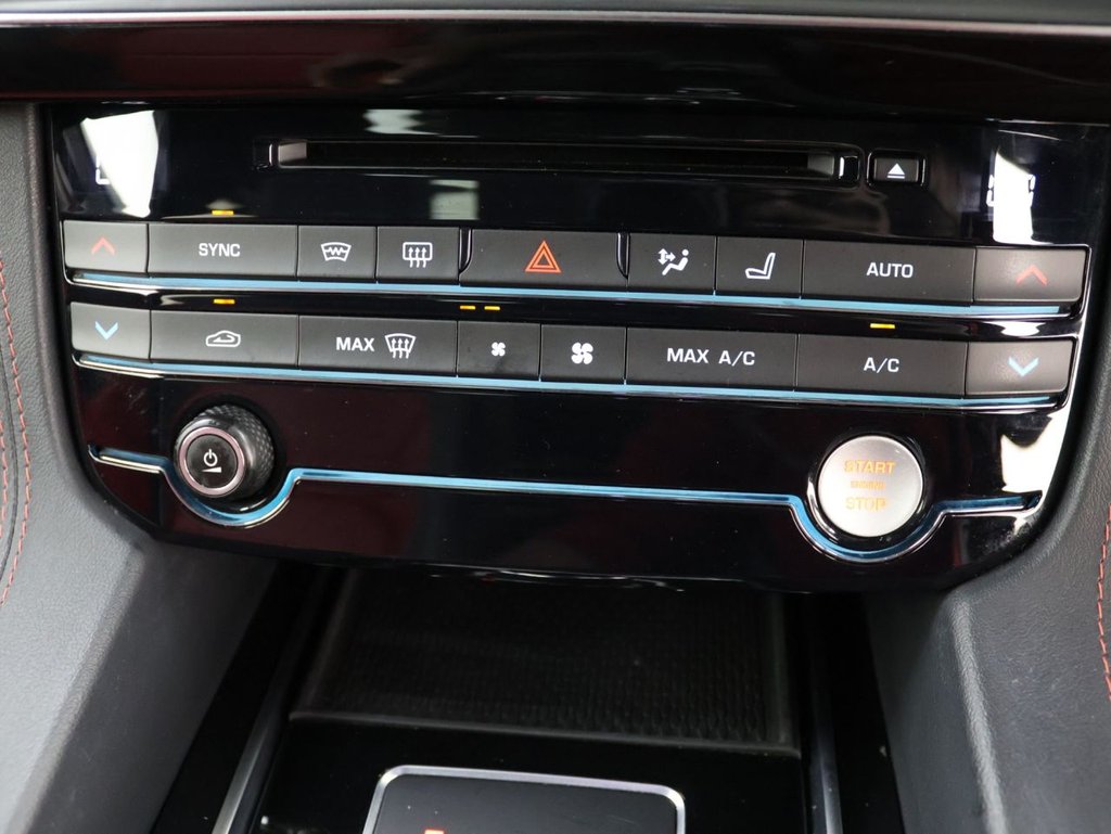 Used Jaguar F-Pace 2020 for sale - 76080459: Photo 13