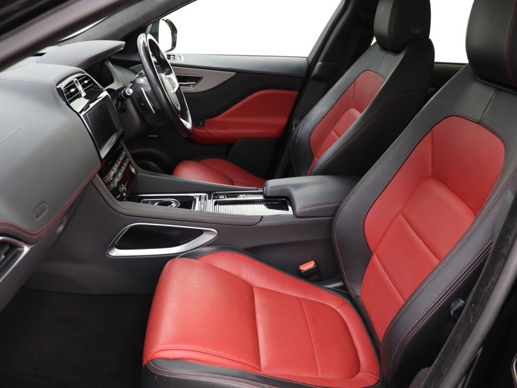 Used Jaguar F-Pace 2020 for sale - 76080459: Photo 24