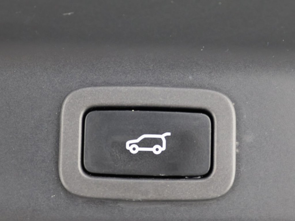 Used Jaguar F-Pace 2020 for sale - 76080459: Photo 27