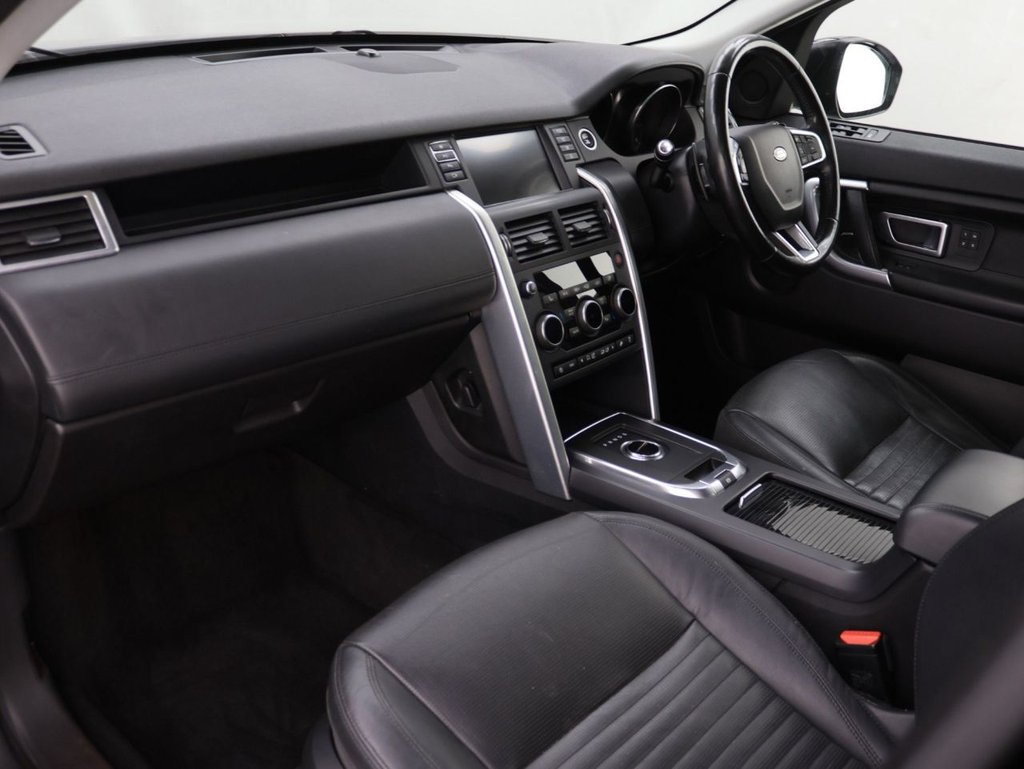 Used Land Rover Discovery Sport 2017 for sale - 76867434: Photo 23