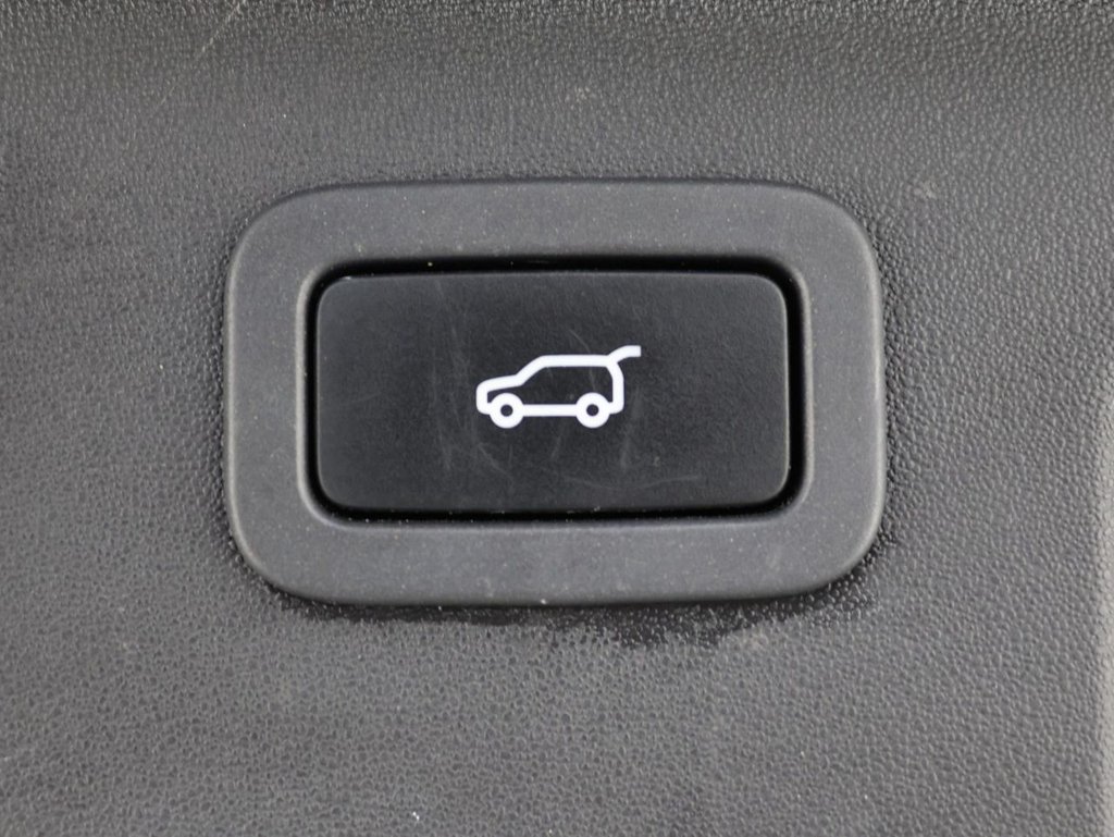 Used Land Rover Discovery Sport 2017 for sale - 76867434: Photo 26