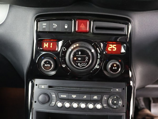 Used Citroen C3 Picasso 2013 for sale - 76345397: Photo 13