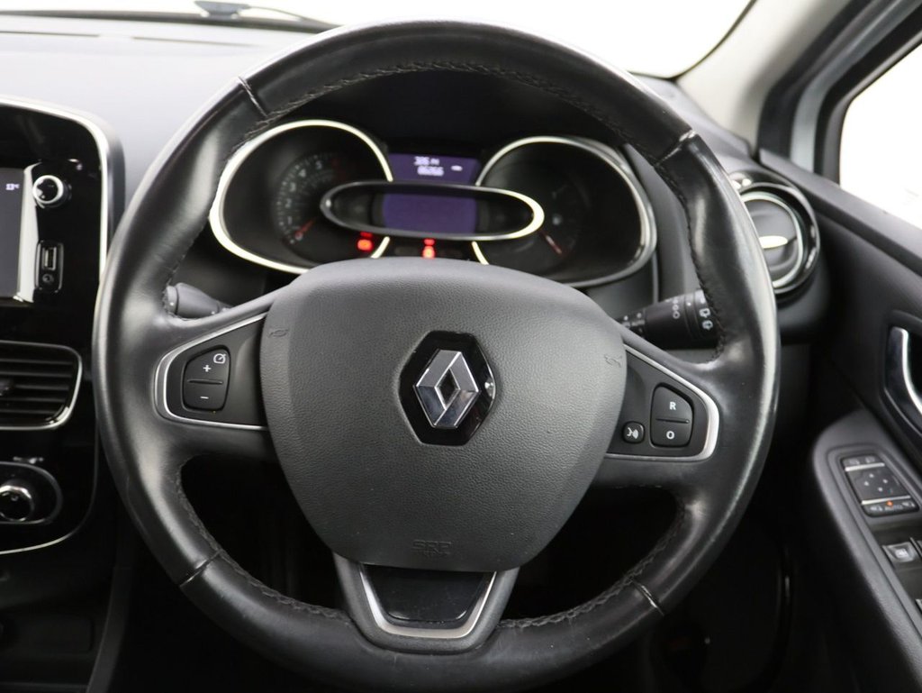 Used Renault Clio 2017 for sale - 77919873: Photo 21