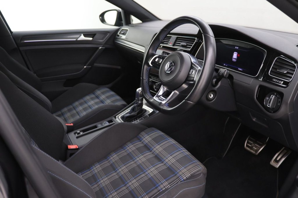 Used Volkswagen Golf 2017 for sale - 77319644: Photo 10