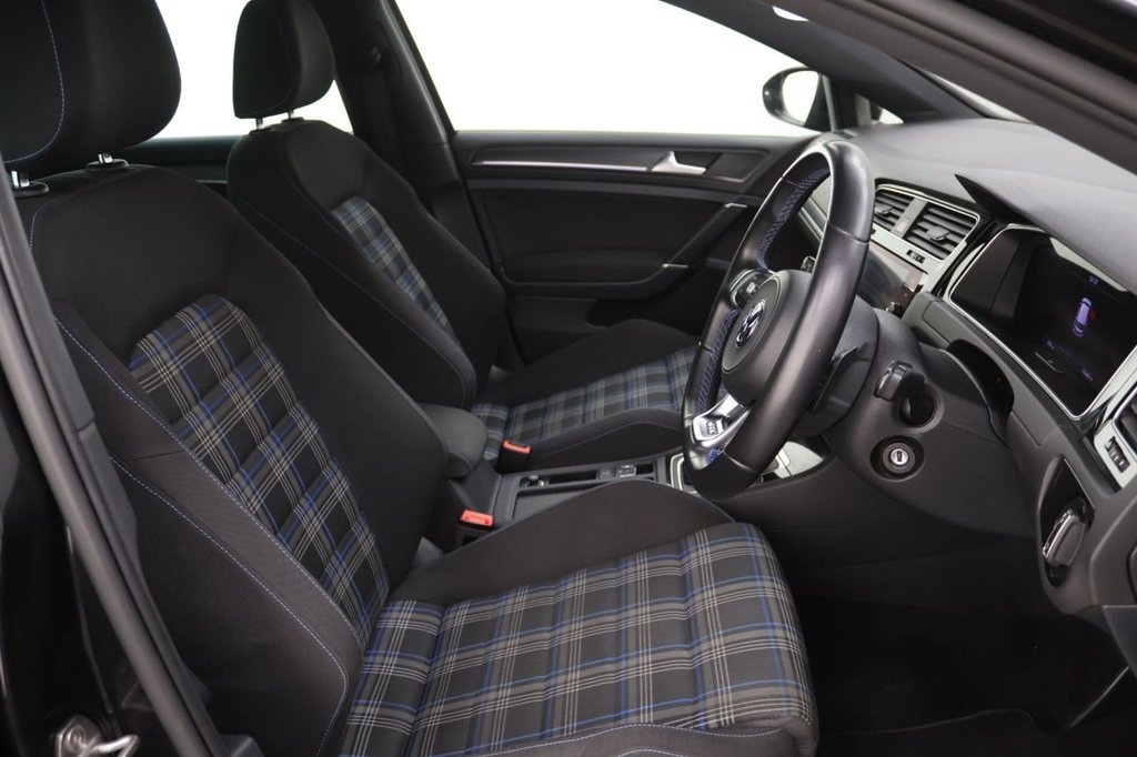 Used Volkswagen Golf 2017 for sale - 77319644: Photo 12