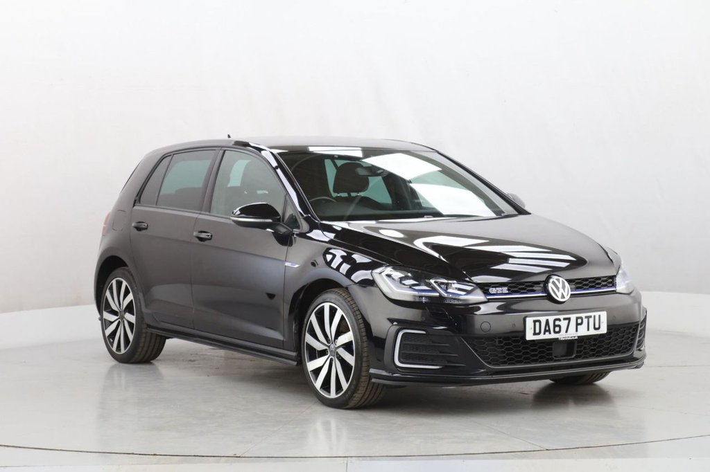 Used Volkswagen Golf 2017 for sale - 77319644: Photo 2