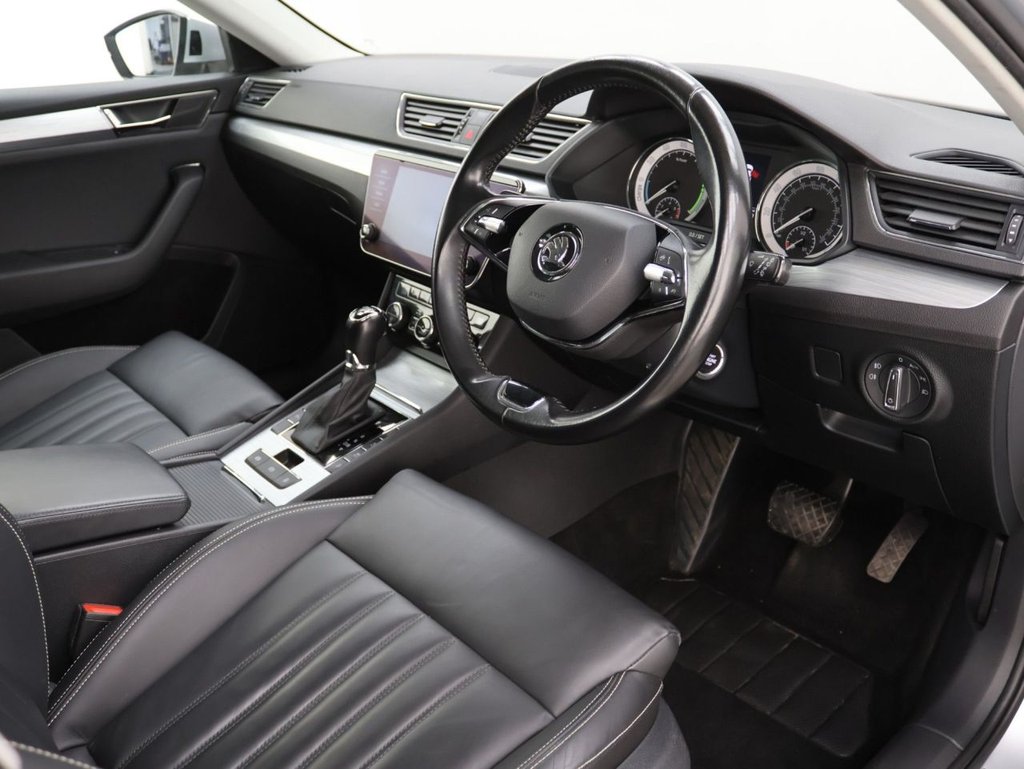 Used Skoda Superb 2020 for sale - 76642291: Photo 10