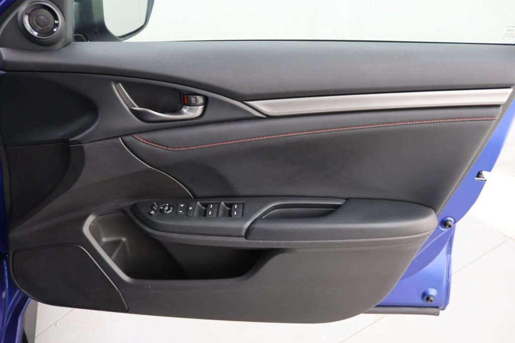 Used Honda Civic 2019 for sale - 77582959: Photo 26