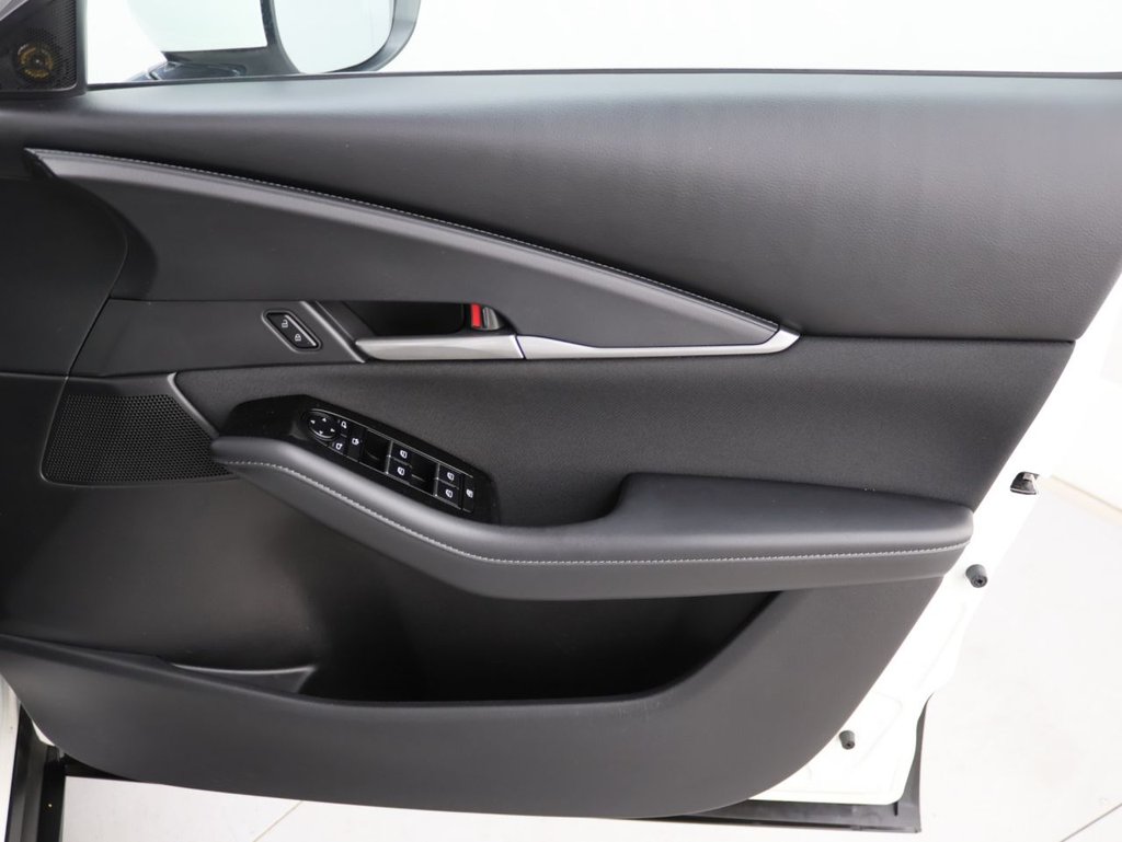 Used Mazda CX-30 2021 for sale - 76439007: Photo 25