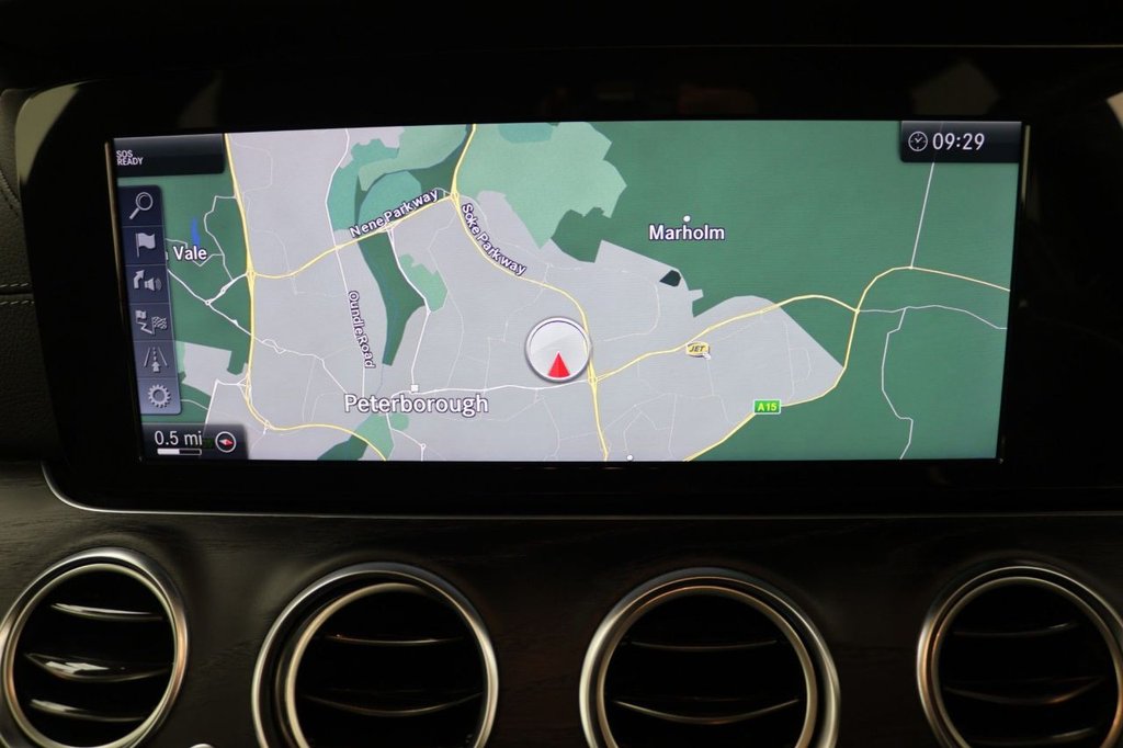 Used Mercedes-Benz E Class 2018 for sale - 77792405: Photo 17