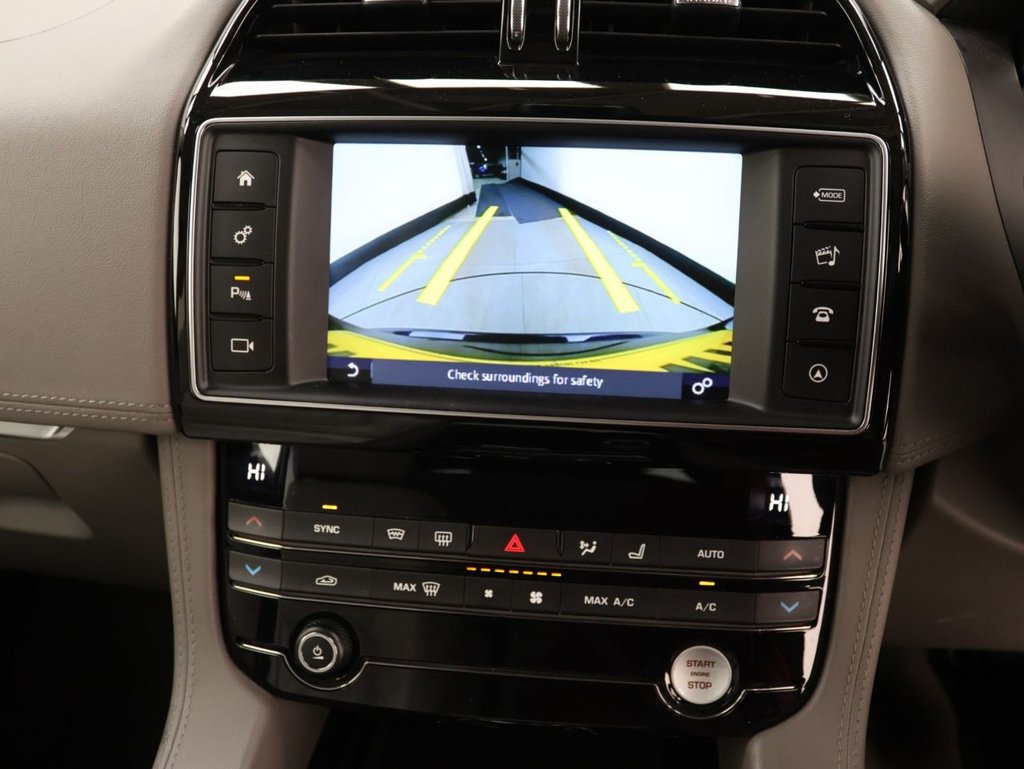 Used Jaguar F-Pace 2018 for sale - 76710735: Photo 14