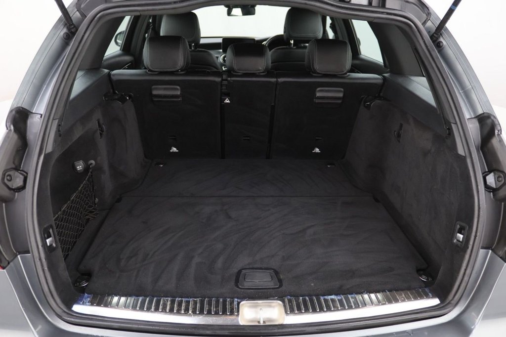 Used Mercedes-Benz C Class 2019 for sale - 77027181: Photo 26