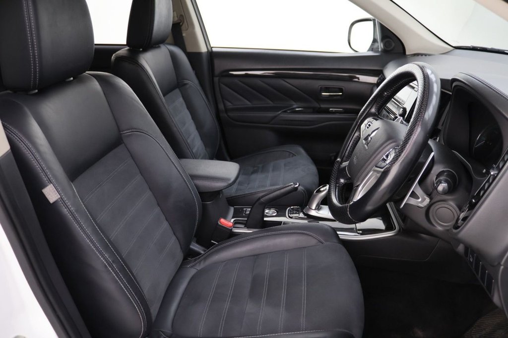 Used Mitsubishi Outlander 2015 for sale - 77072418: Photo 12