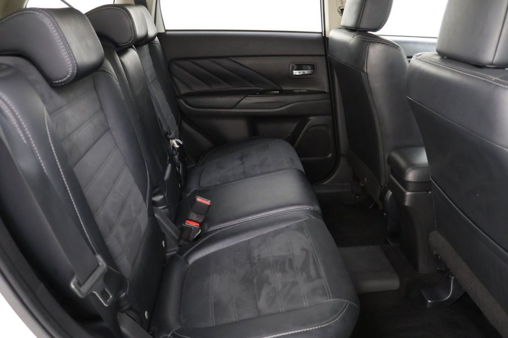 Used Mitsubishi Outlander 2015 for sale - 77072418: Photo 15