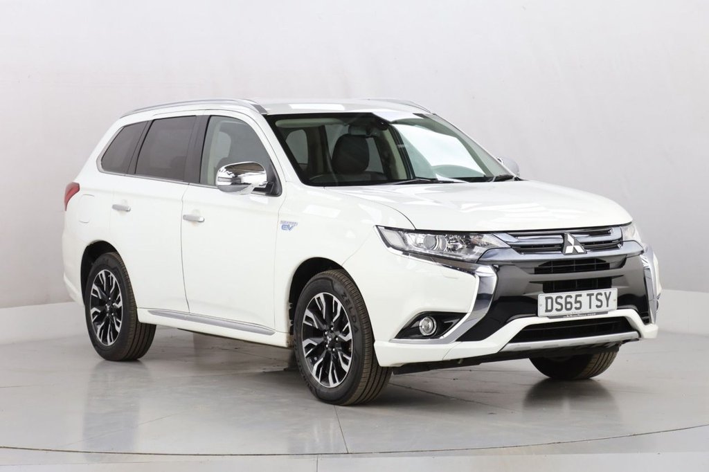 Used Mitsubishi Outlander 2015 for sale - 77072418: Photo 2
