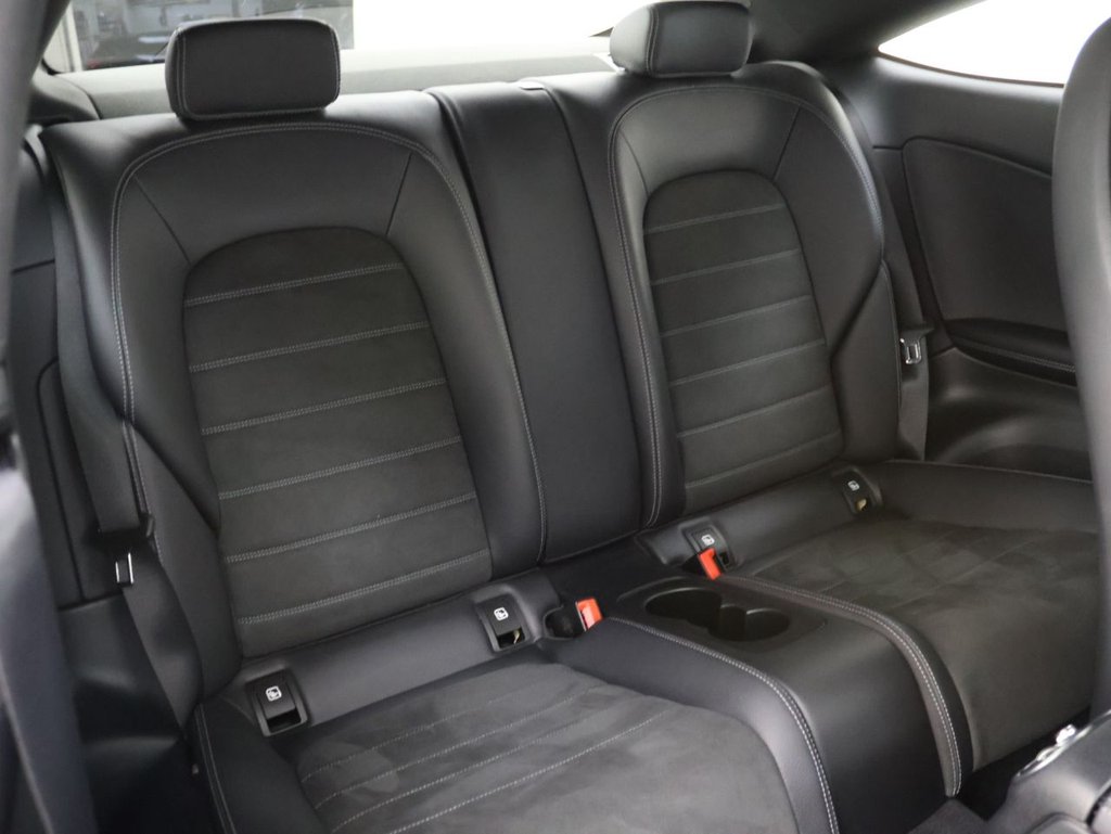 Used Mercedes-Benz C Class 2019 for sale - 76273975: Photo 17
