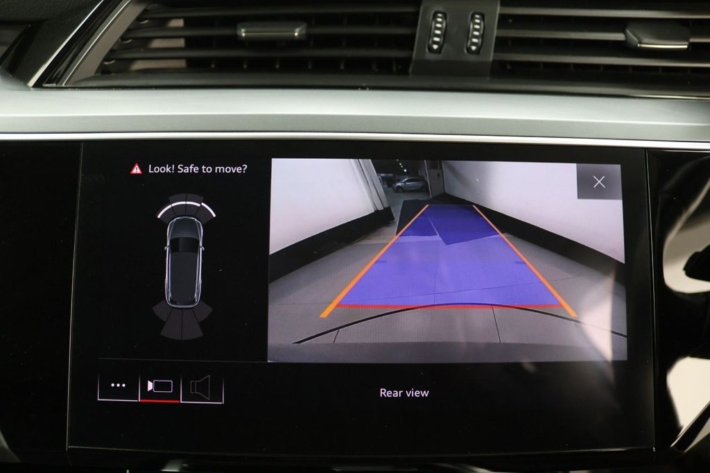 Used Audi e-tron 2020 for sale - 77037972: Photo 16