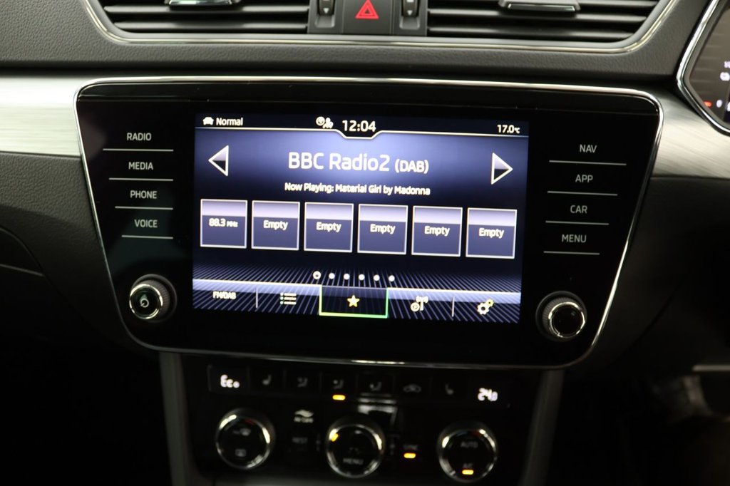 Used Skoda Superb 2022 for sale - 76202747: Photo 13