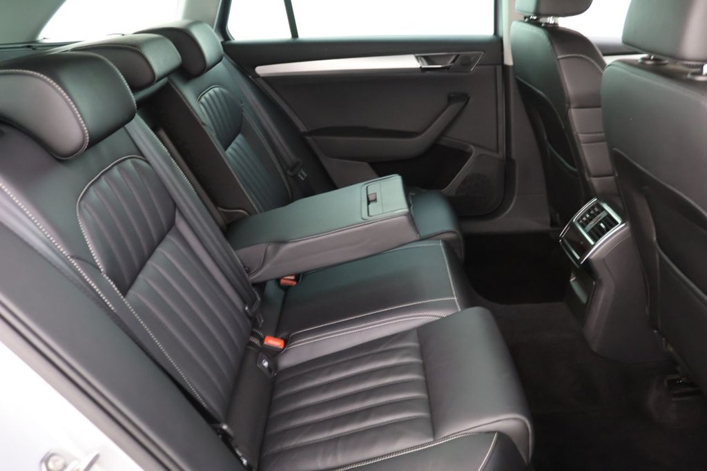 Used Skoda Superb 2022 for sale - 76202747: Photo 17