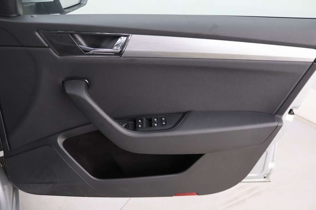 Used Skoda Superb 2022 for sale - 76202747: Photo 26