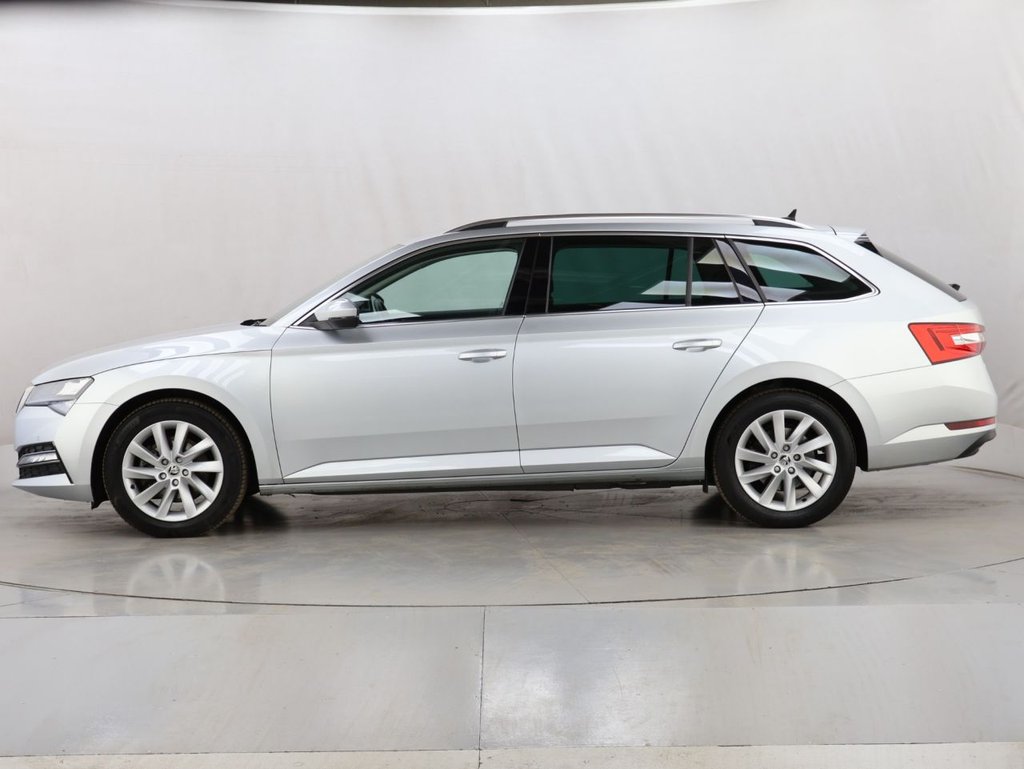 Used Skoda Superb 2022 for sale - 76202747: Photo 6