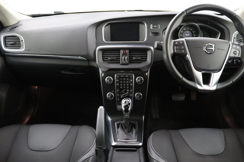 Used Volvo V40 2019 for sale - 77666882: Photo 18