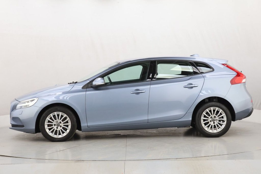 Used Volvo V40 2019 for sale - 77666882: Photo 6