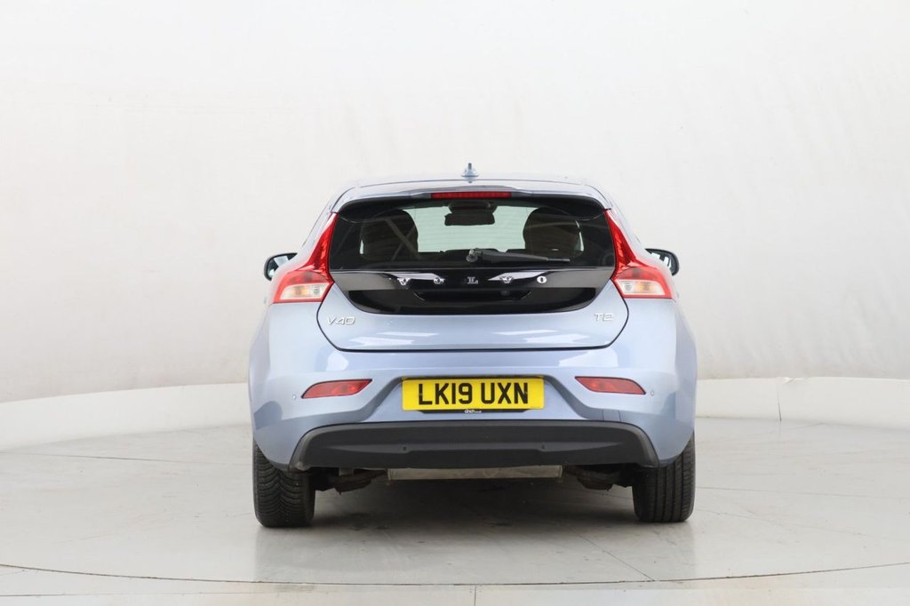 Used Volvo V40 2019 for sale - 77666882: Photo 9