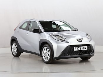 Used Toyota Aygo X 2023 for sale - 76118663: Photo 2