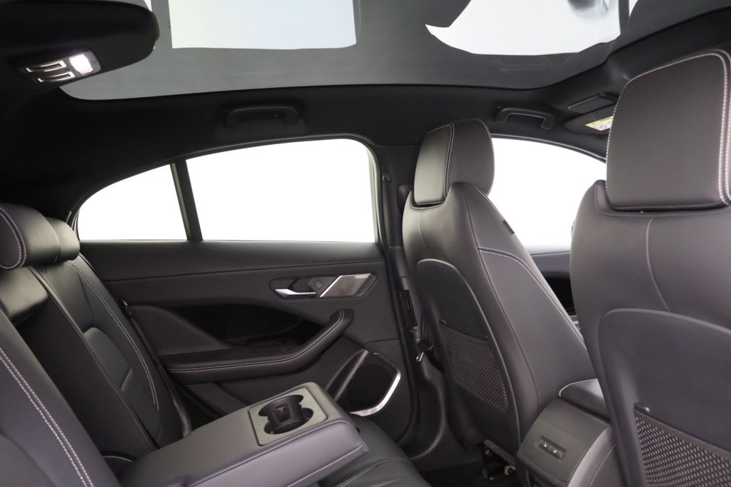 Used Jaguar I-Pace 2022 for sale - 76386049: Photo 2