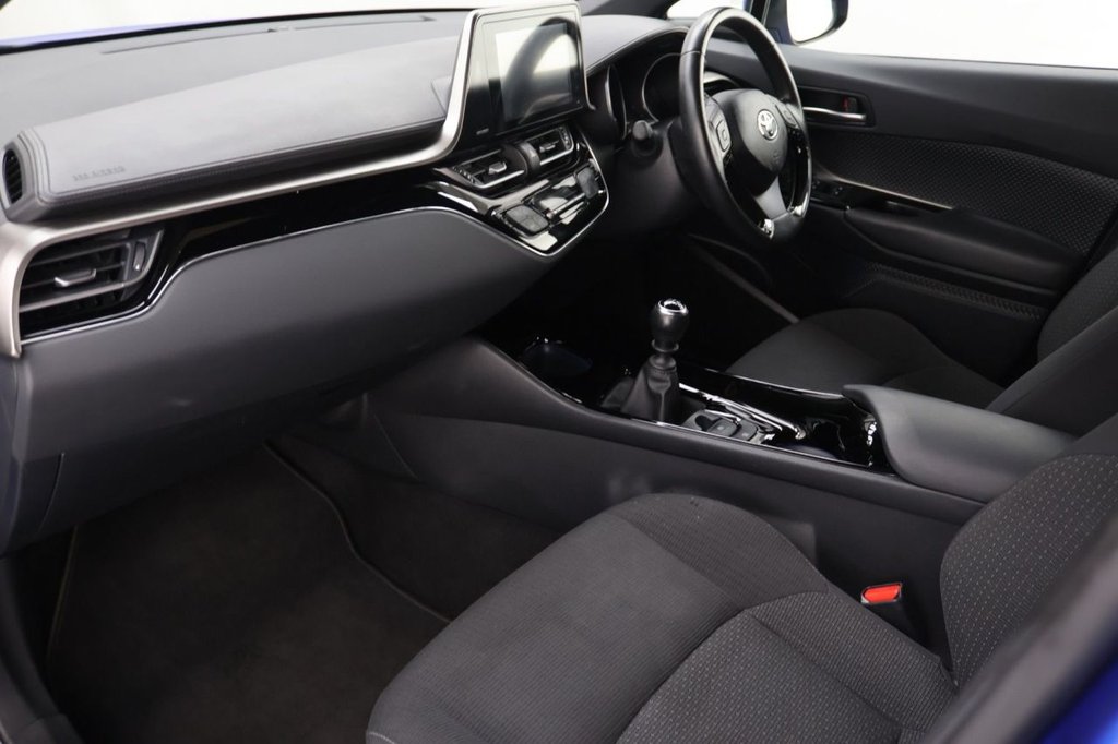 Used Toyota C-HR 2019 for sale - 77981487: Photo 25