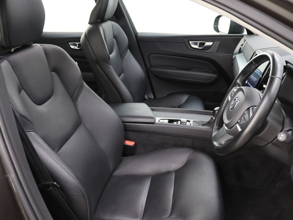 Used Volvo XC60 2018 for sale - 76068267: Photo 12